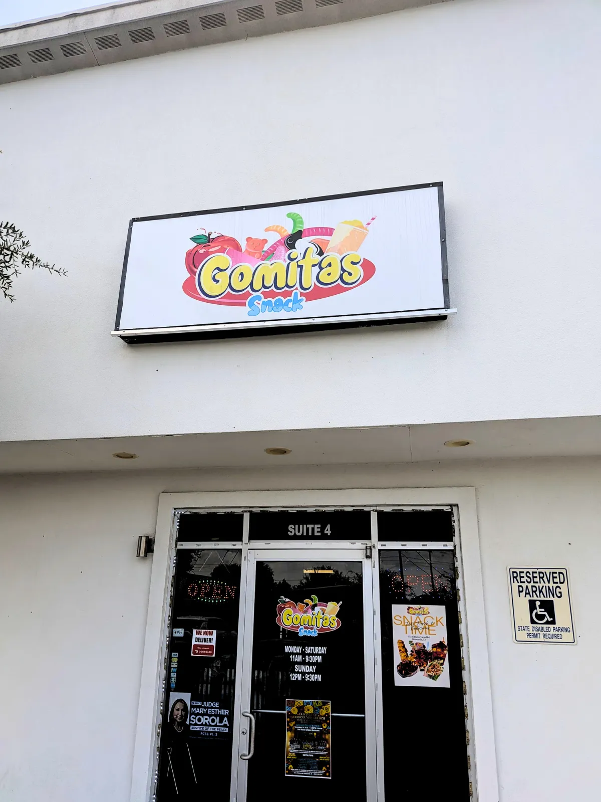 Gomitas Snacks in Brownsville